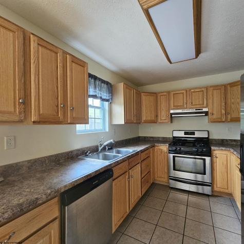 92 Clear Spring Drive Morgantown WV 26508