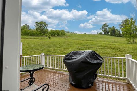 234 Red Oak Lane Morgantown WV 26501