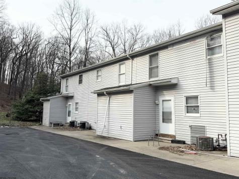 38 Cliffside Drive Morgantown WV 26501