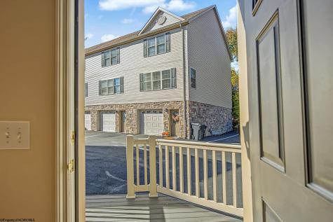 4 Pineview Place Morgantown WV 26505