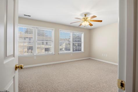 4 Pineview Place Morgantown WV 26505