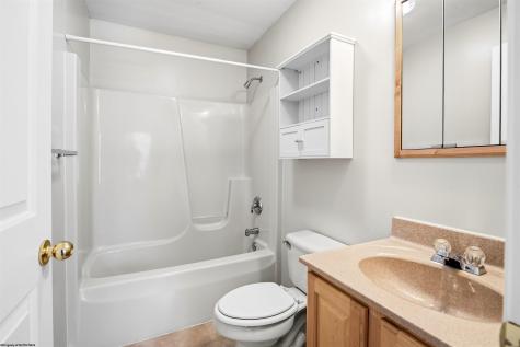 4 Pineview Place Morgantown WV 26505
