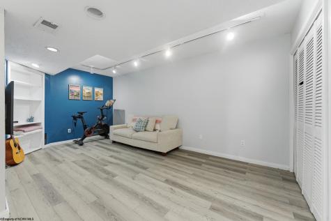 201 Morgan Drive Morgantown WV 26505