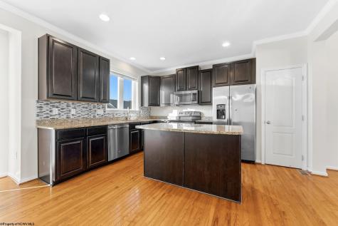 3907 Sun Way Morgantown WV 26505
