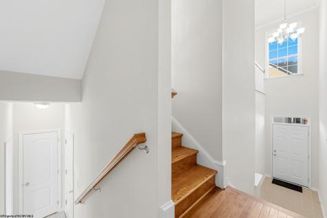 3907 Sun Way Morgantown WV 26505