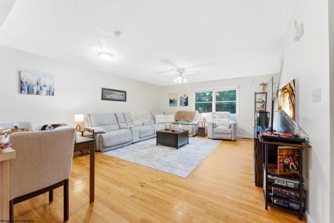 204 Stonegate Circle Morgantown WV 26505