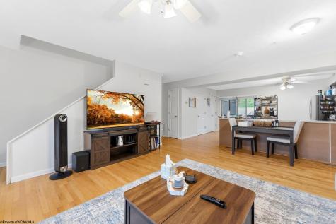 204 Stonegate Circle Morgantown WV 26505