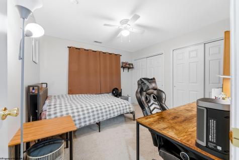 204 Stonegate Circle Morgantown WV 26505