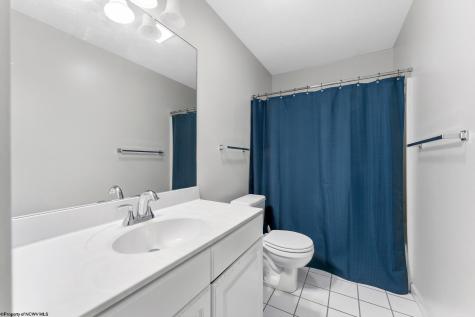 204 Stonegate Circle Morgantown WV 26505