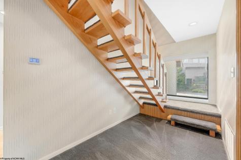 102 Lakeview Estates Morgantown WV 26508