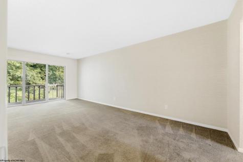 102 Lakeview Estates Morgantown WV 26508