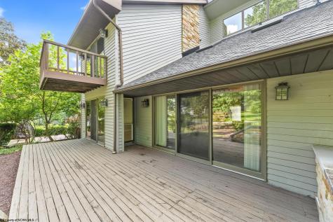 102 Lakeview Estates Morgantown WV 26508