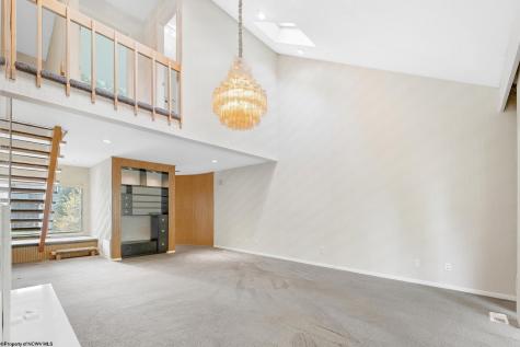 102 Lakeview Estates Morgantown WV 26508