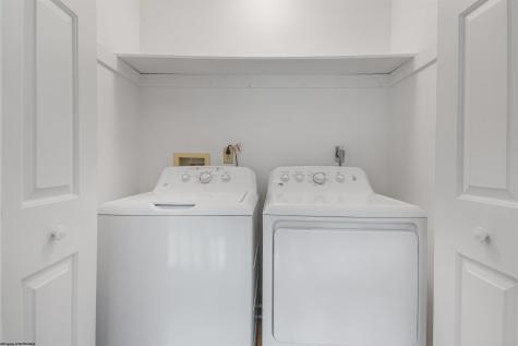 1026 Greystone Circle Morgantown WV 26508