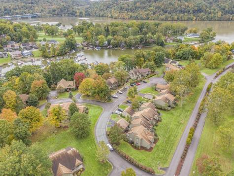 1026 Greystone Circle Morgantown WV 26508