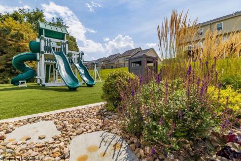 276 Red Oak Lane Morgantown WV 26501
