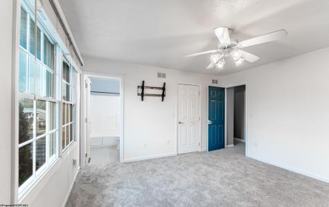 266 Donna Avenue Morgantown WV 26505