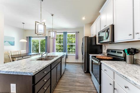 218 Queensbury Court White Hall WV 26544