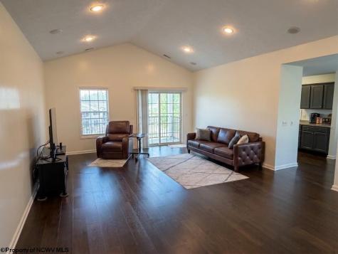 54 Barrington Court Bridgeport WV 26330-9999