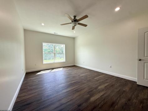 142 Willow Oak Drive Bridgeport WV 26330