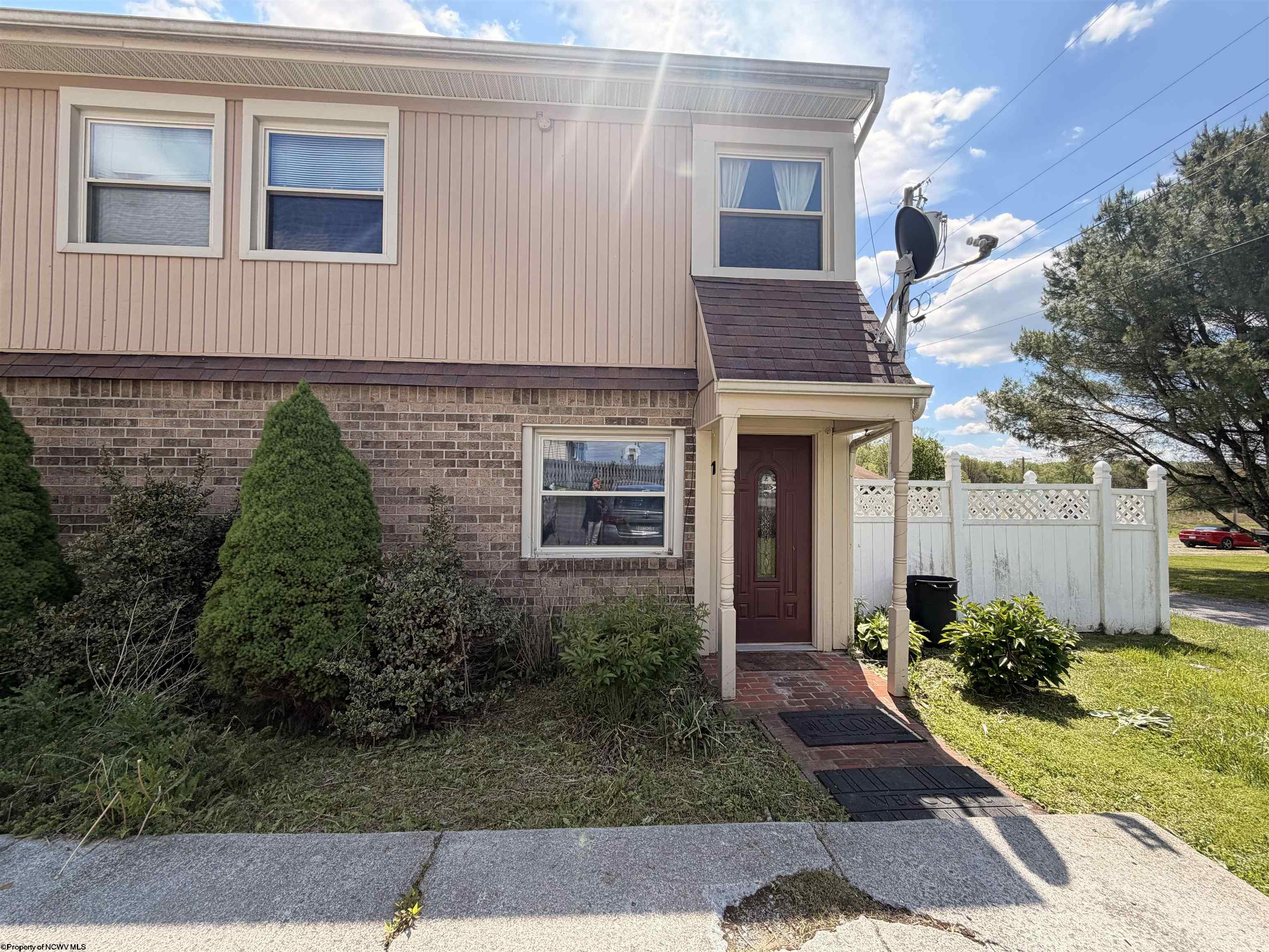 93 Fleetwood Drive Reedsville WV 26547