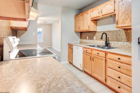 611 Vista Oaks Drive Fairmont WV 26554