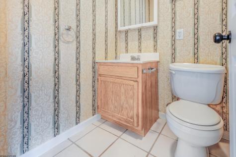 611 Vista Oaks Drive Fairmont WV 26554