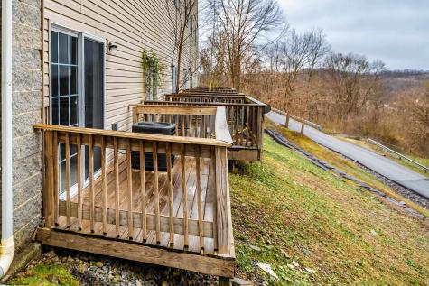 611 Vista Oaks Drive Fairmont WV 26554