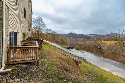 611 Vista Oaks Drive Fairmont WV 26554