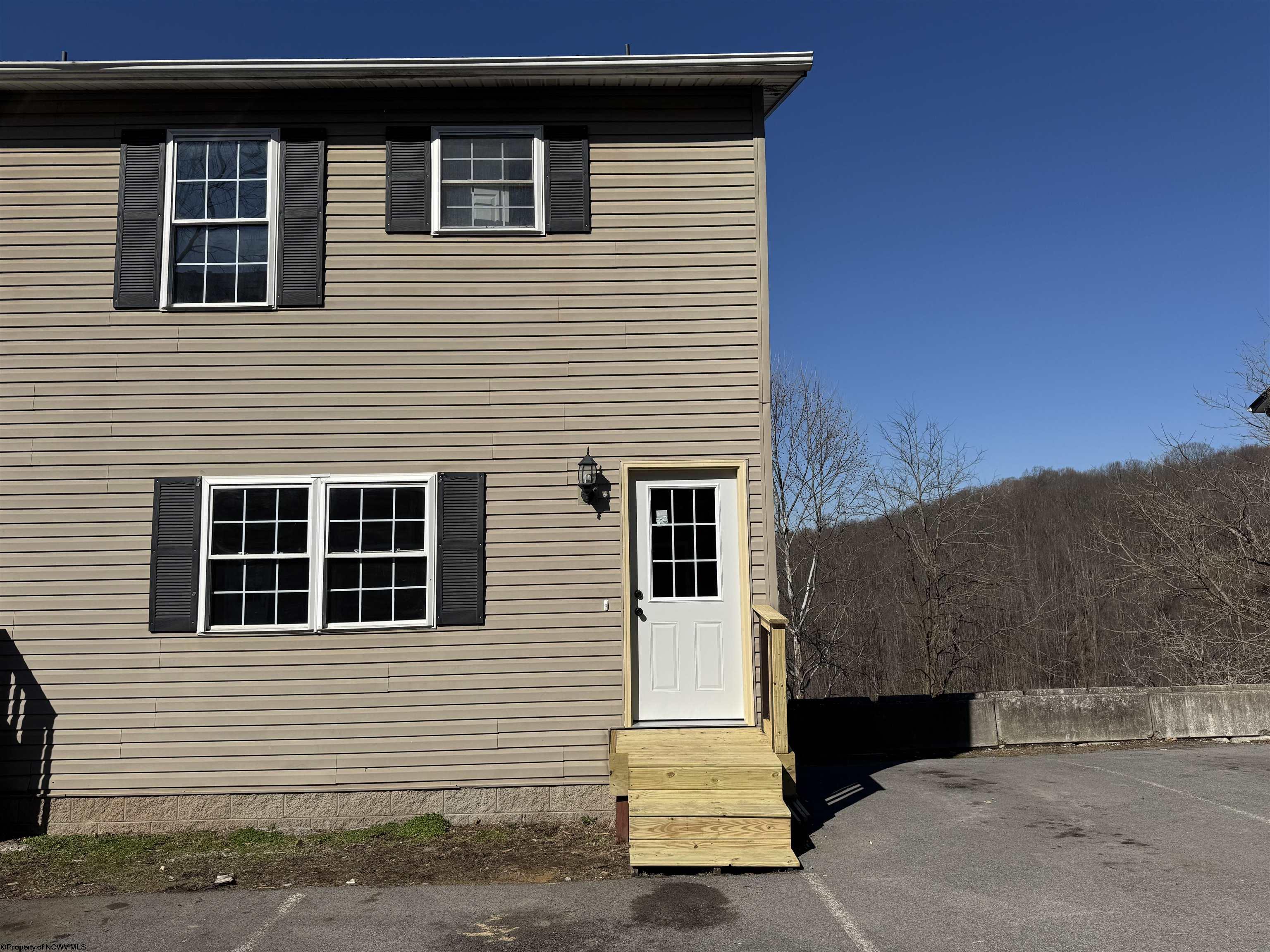 511 Scenic Ridge Fairmont WV 26554