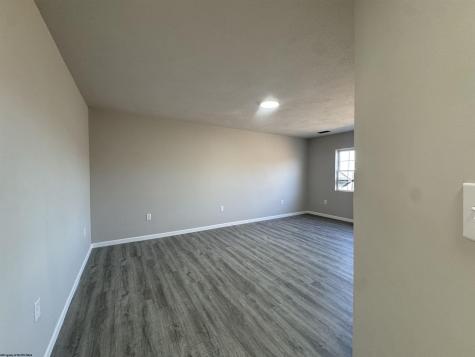 511 Scenic Ridge Fairmont WV 26554