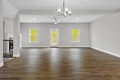 284 Red Oak Lane Morgantown WV 26501