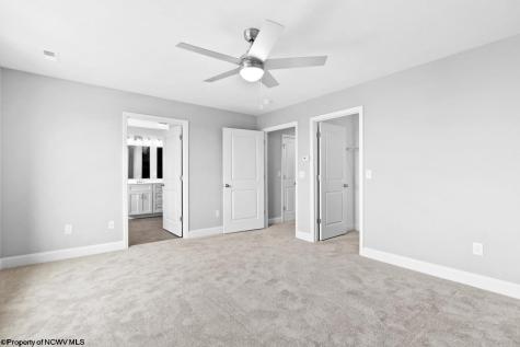 284 Red Oak Lane Morgantown WV 26501