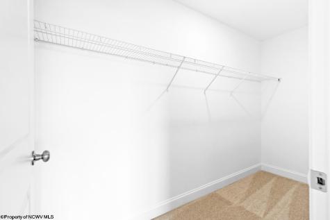 284 Red Oak Lane Morgantown WV 26501