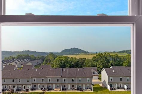 284 Red Oak Lane Morgantown WV 26501