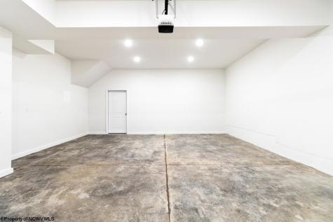 284 Red Oak Lane Morgantown WV 26501