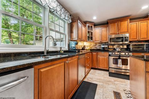 3 Banner Place Morgantown WV 26508