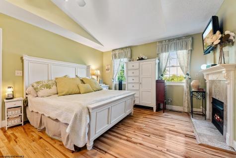 3 Banner Place Morgantown WV 26508