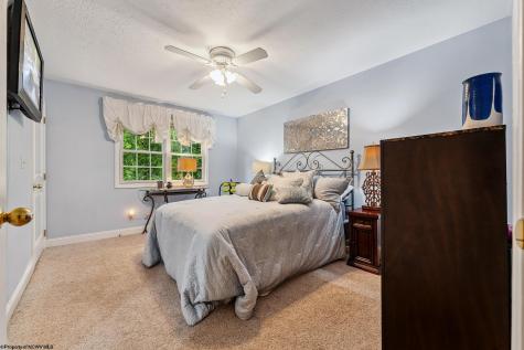 3 Banner Place Morgantown WV 26508