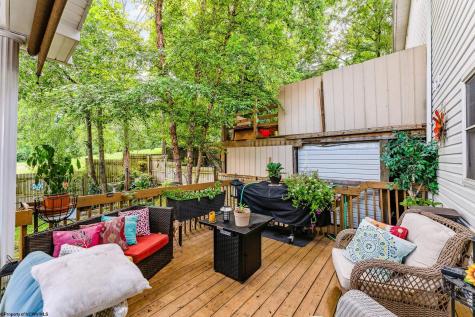 3 Banner Place Morgantown WV 26508