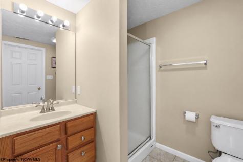 211 Stonegate Circle Morgantown WV 26505