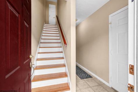 211 Stonegate Circle Morgantown WV 26505