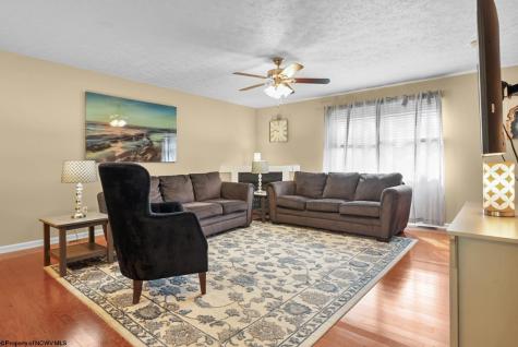 211 Stonegate Circle Morgantown WV 26505