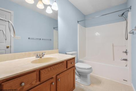 211 Stonegate Circle Morgantown WV 26505