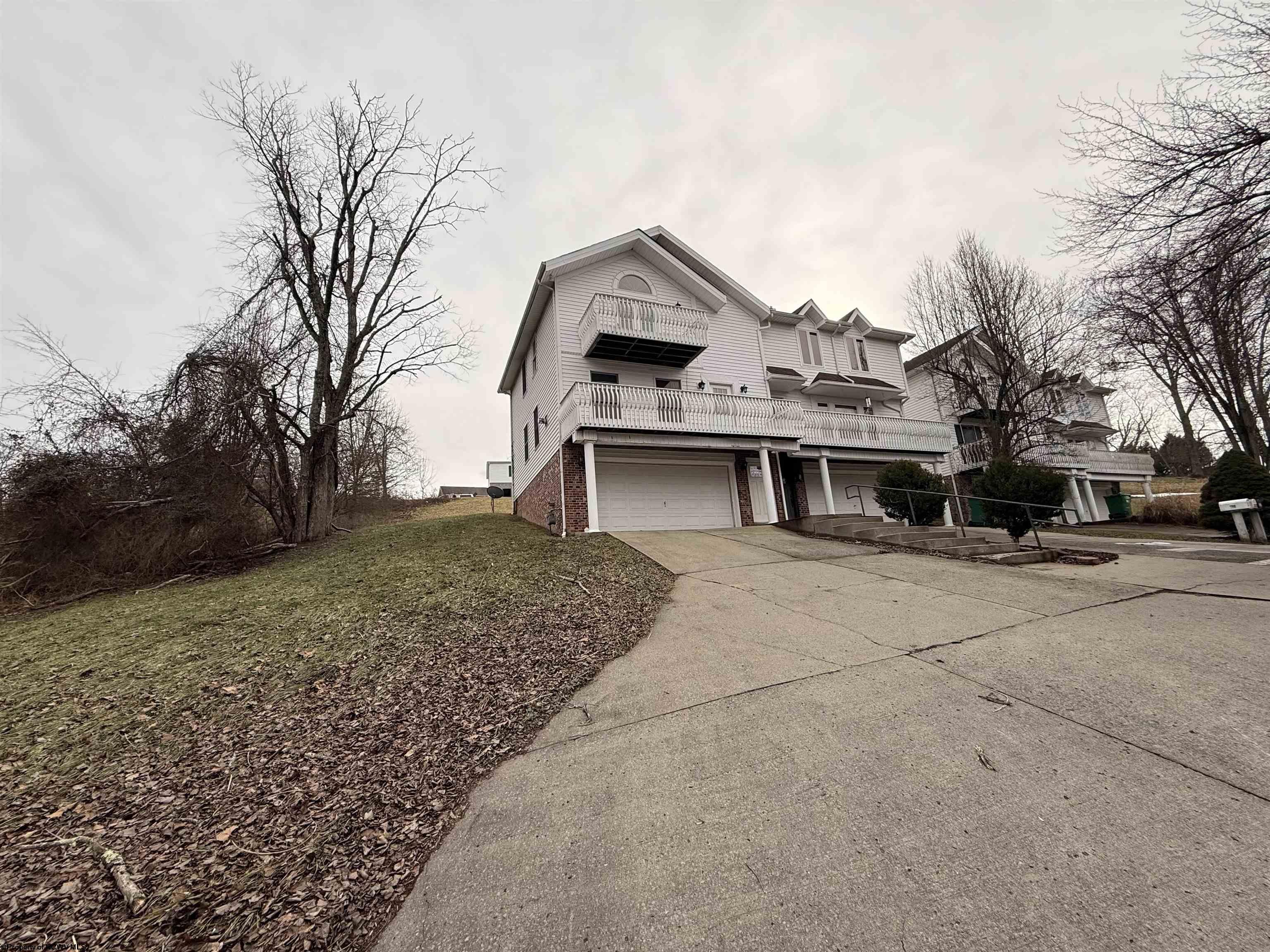 125 Hill Street Bridgeport WV 26330