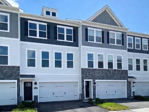 761 Hardman Drive Morgantown WV 26501