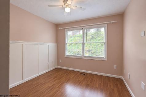 246 Donna Avenue Morgantown WV 26505