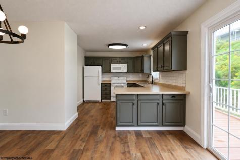 246 Donna Avenue Morgantown WV 26505