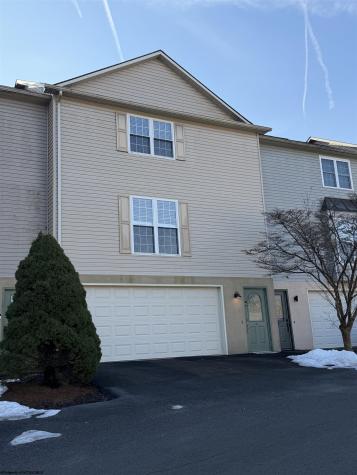 27 Clear Spring Drive Morgantown WV 26508