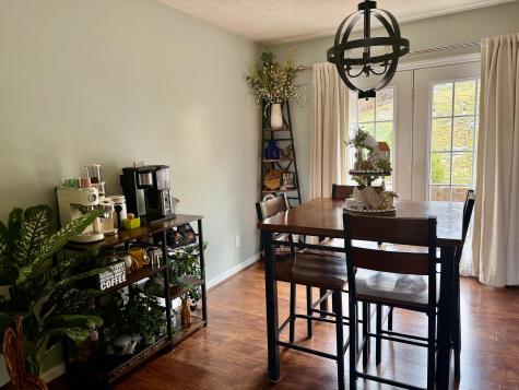 27 Clear Spring Drive Morgantown WV 26508